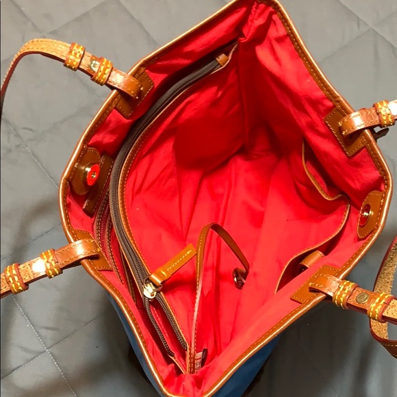 Dooney & Bourke Blue Patent Leather Purse - Picture 7 of 8